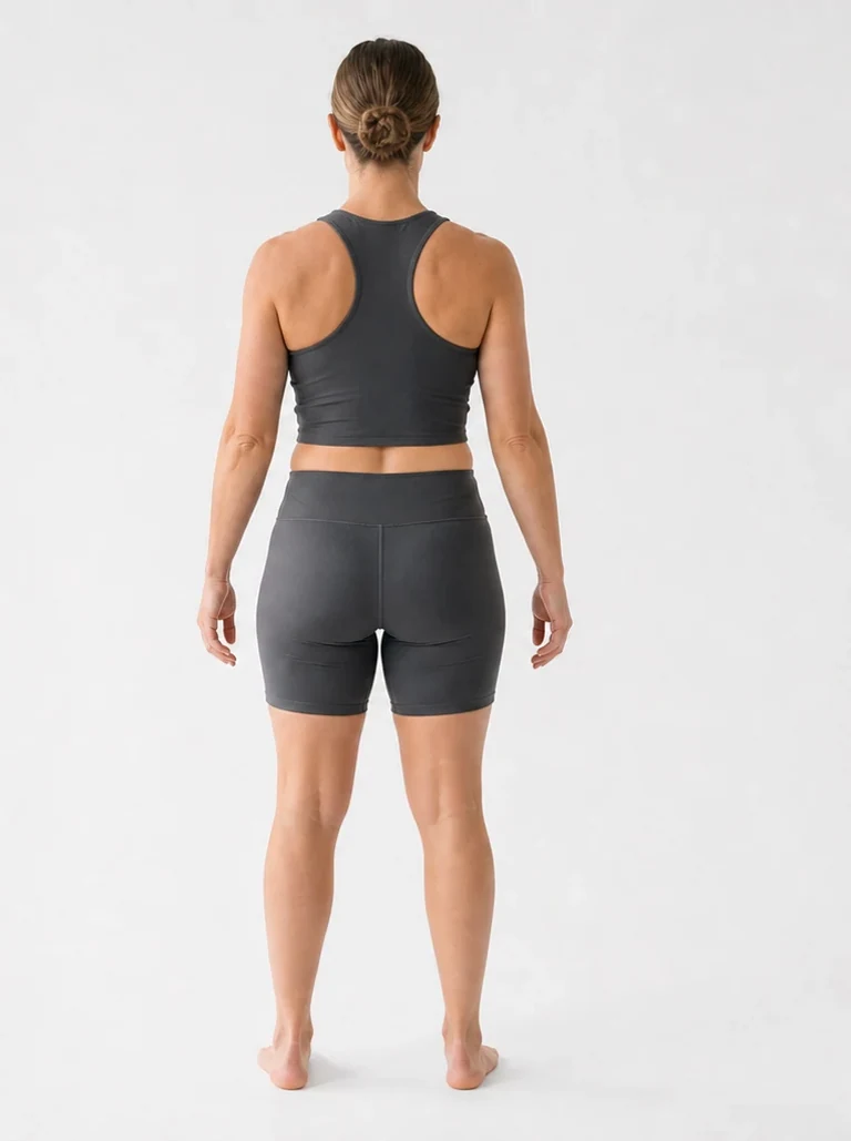 22 percent body fat female back view with toned shoulders and natural curves